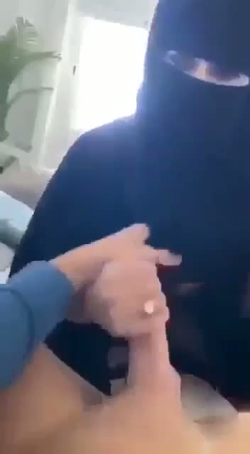 Hijabi 72